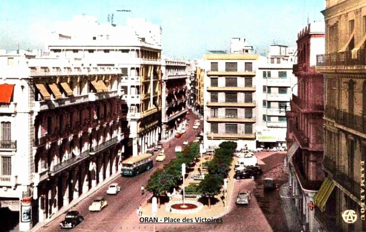 RA g- 017- Place des Victoires.jpg